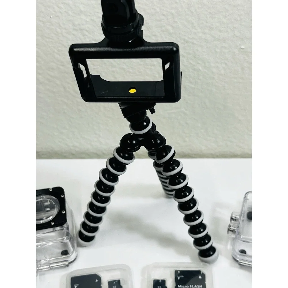2 Action Cameras 4K Wifi Cameras 1 HD 4k + Many Accessories Bundle 2Cases Tripod